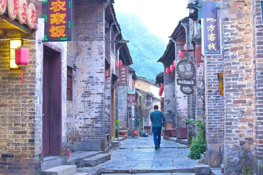 可悲!渣男再次隐身,《奔跑人生》还是变成了骂小三的闹剧